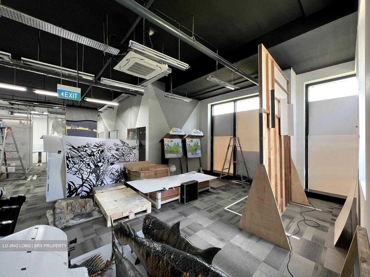 THE KINGSMEN EXPERIENCE (D16), Office #457224691